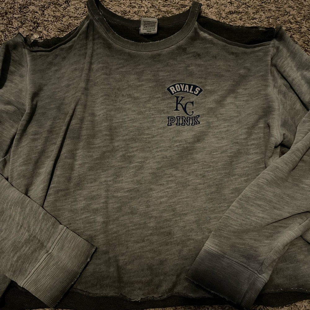 Vs PINK Cropped Long Sleeve w/ Cutout Shoulders